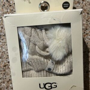 UGG Beige Knit boot socks with Fluffy Pom Poms New on Box